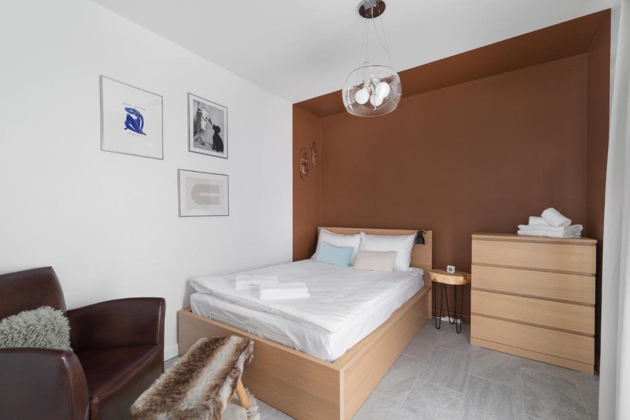 Warta River Comfort Apartment Познань Экстерьер фото